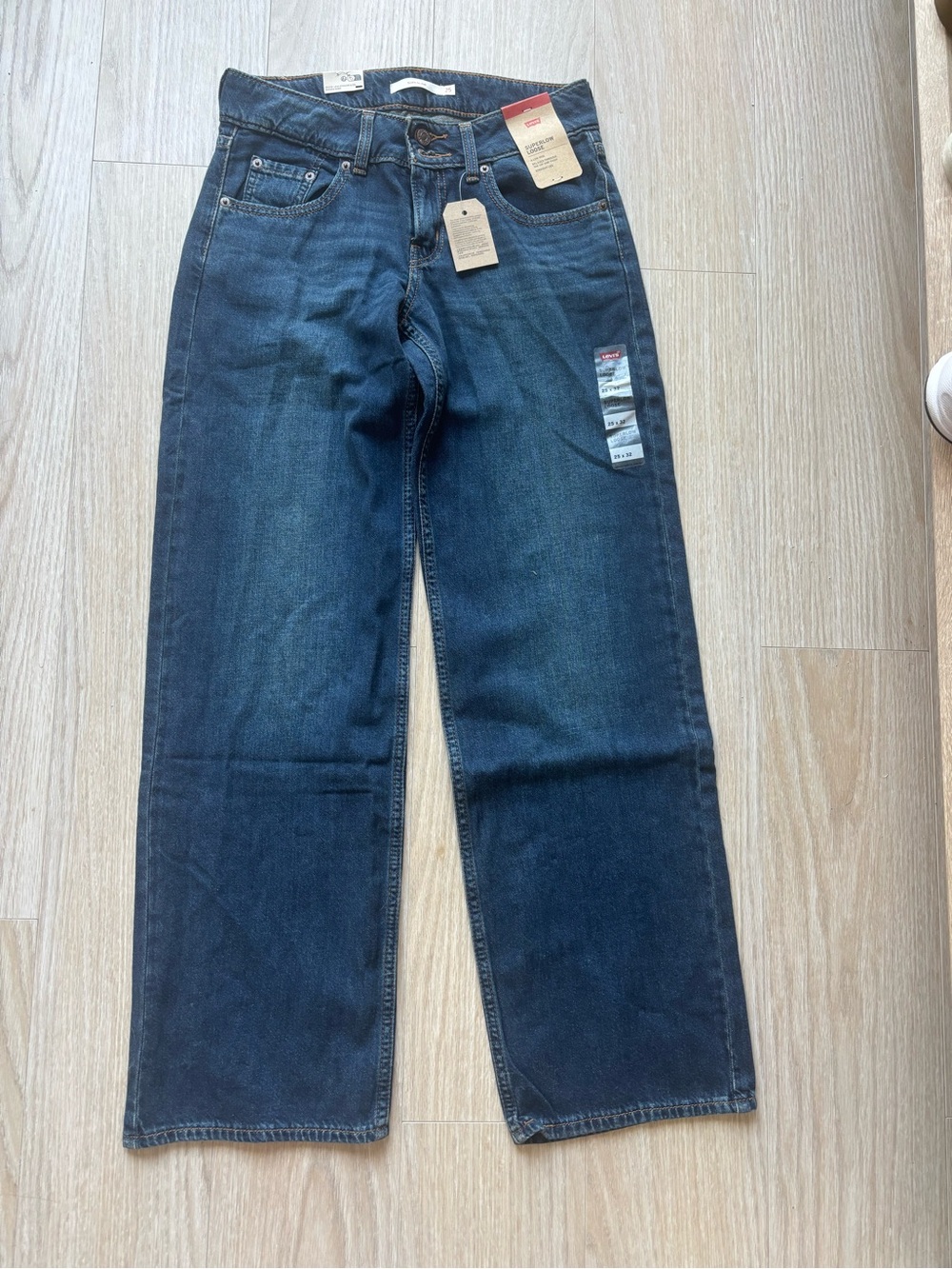NWT Levi's Superlow Loose Jeans - Picture 3 of 4